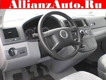 2006 Volkswagen Multiven Photos