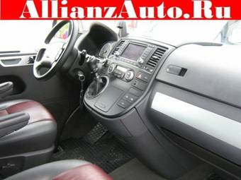 2006 Volkswagen Multiven Photos