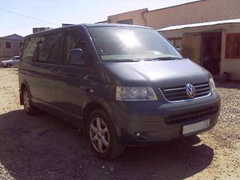 2008 Volkswagen Multiven Photos