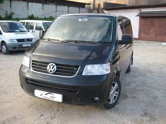 2008 Volkswagen Multiven Photos