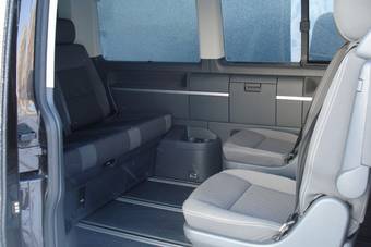 2010 Volkswagen Multiven Pictures