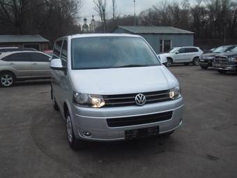 2011 Volkswagen Multiven Pictures