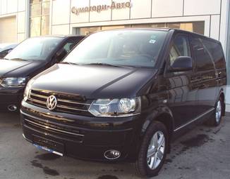 2011 Volkswagen Multiven Photos