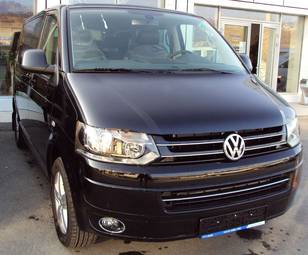 2011 Volkswagen Multiven Photos
