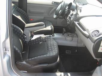 2001 Volkswagen New Beetle Pictures