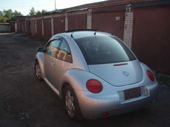 2002 Volkswagen New Beetle Photos