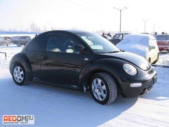 2002 Volkswagen New Beetle Photos