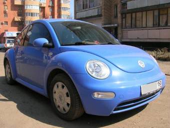 2002 Volkswagen New Beetle Photos