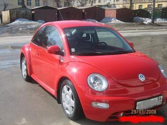 2002 Volkswagen New Beetle Pictures