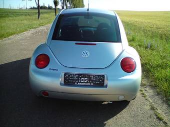 2002 Volkswagen New Beetle Pictures