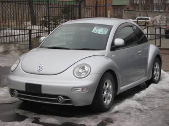 2002 Volkswagen New Beetle Pictures