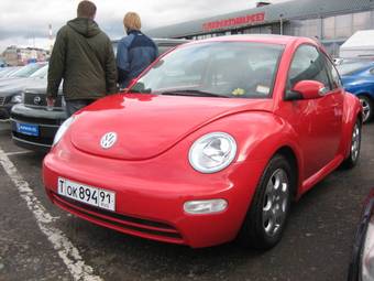 2003 Volkswagen New Beetle Pictures
