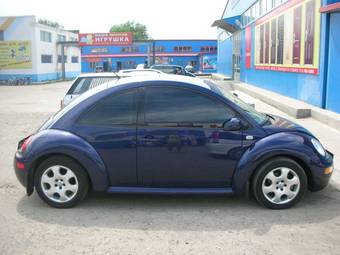 2004 Volkswagen New Beetle Photos