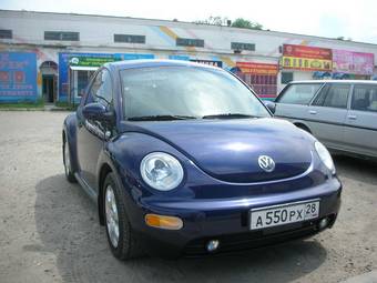 2004 Volkswagen New Beetle Pictures