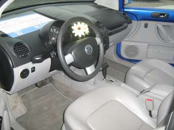 2005 Volkswagen New Beetle Pics