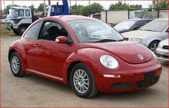2005 Volkswagen New Beetle Pictures