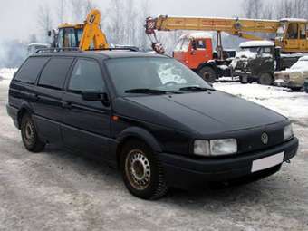 1990 Volkswagen Passat Pictures