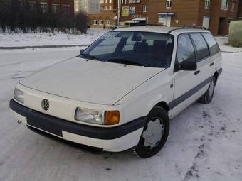 1990 Volkswagen Passat Pictures