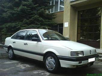 1990 Volkswagen Passat Wallpapers