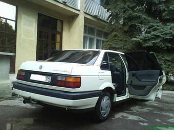 1990 Volkswagen Passat Pics