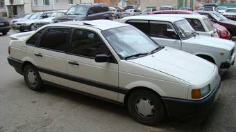 1990 Volkswagen Passat Wallpapers
