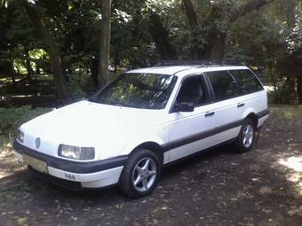 1990 Volkswagen Passat Photos