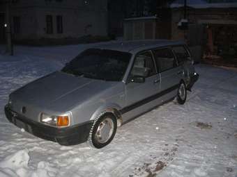 1991 Volkswagen Passat Photos