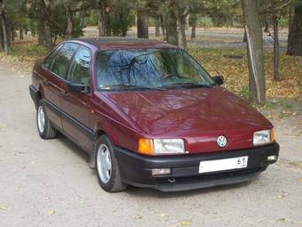 1991 Volkswagen Passat Photos