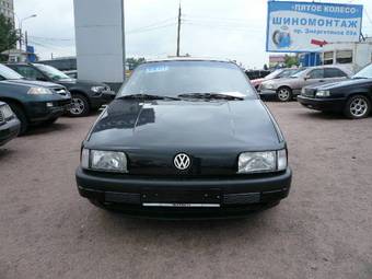 1991 Volkswagen Passat Photos