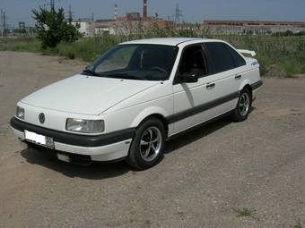 1991 Volkswagen Passat Wallpapers