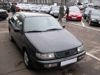 1994 Volkswagen Passat Pictures