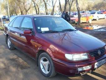 1994 Volkswagen Passat Images