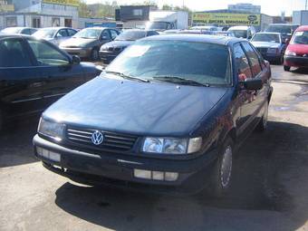 1994 Volkswagen Passat Pictures