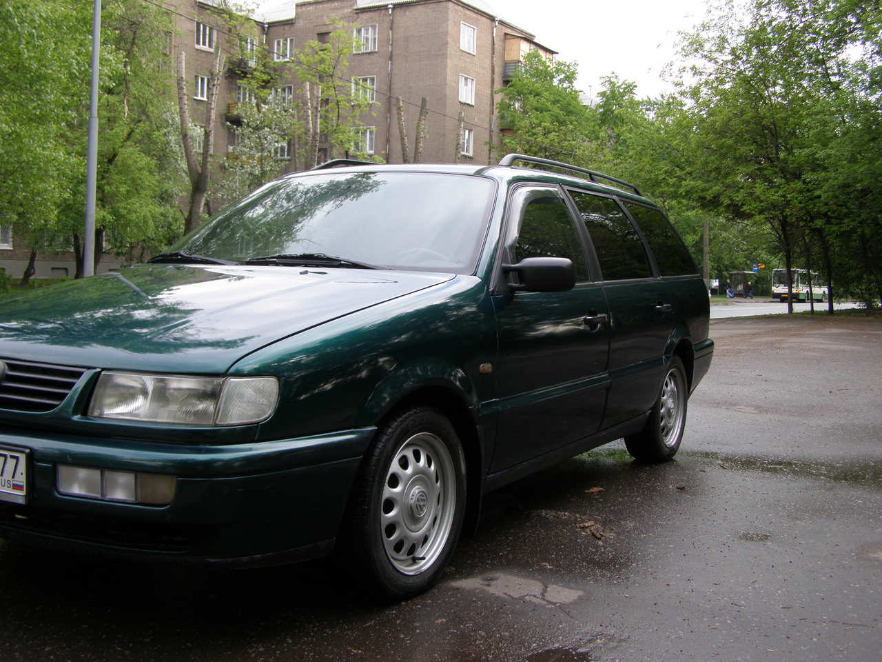 1995 Volkswagen Passat specs, Engine size 1984cm3, Fuel