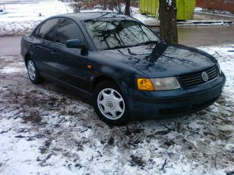 1996 Volkswagen Passat Pics