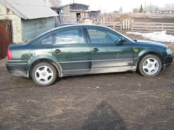 1997 Volkswagen Passat Images