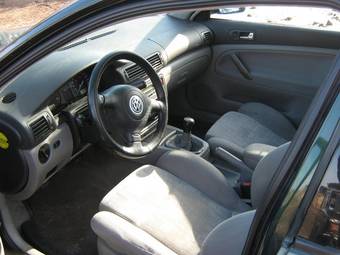 1997 Volkswagen Passat Pictures