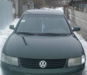 1997 Volkswagen Passat Pictures