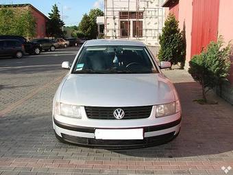 1997 Volkswagen Passat Pictures