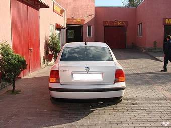 1997 Volkswagen Passat Photos