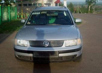 1997 Volkswagen Passat Pics