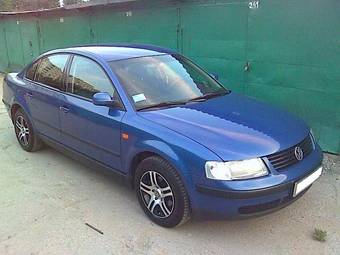 1997 Volkswagen Passat Pictures