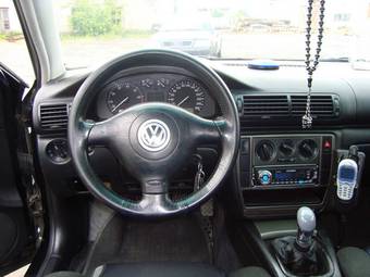 1997 Volkswagen Passat Pictures