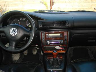 1997 Volkswagen Passat Photos