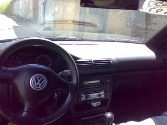 1997 Volkswagen Passat Wallpapers