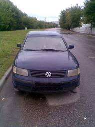 1997 Volkswagen Passat Pictures