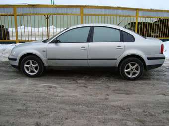 1998 Volkswagen Passat Pictures