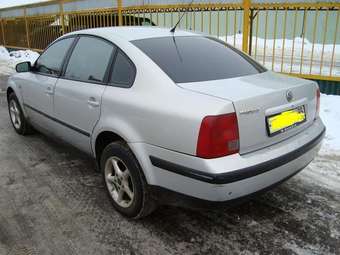 1998 Volkswagen Passat Pictures