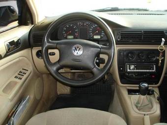 1998 Volkswagen Passat Wallpapers