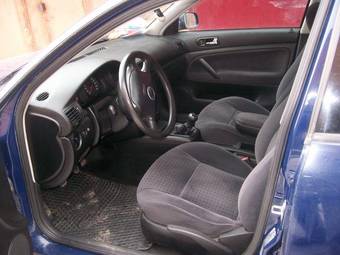 1998 Volkswagen Passat Pictures
